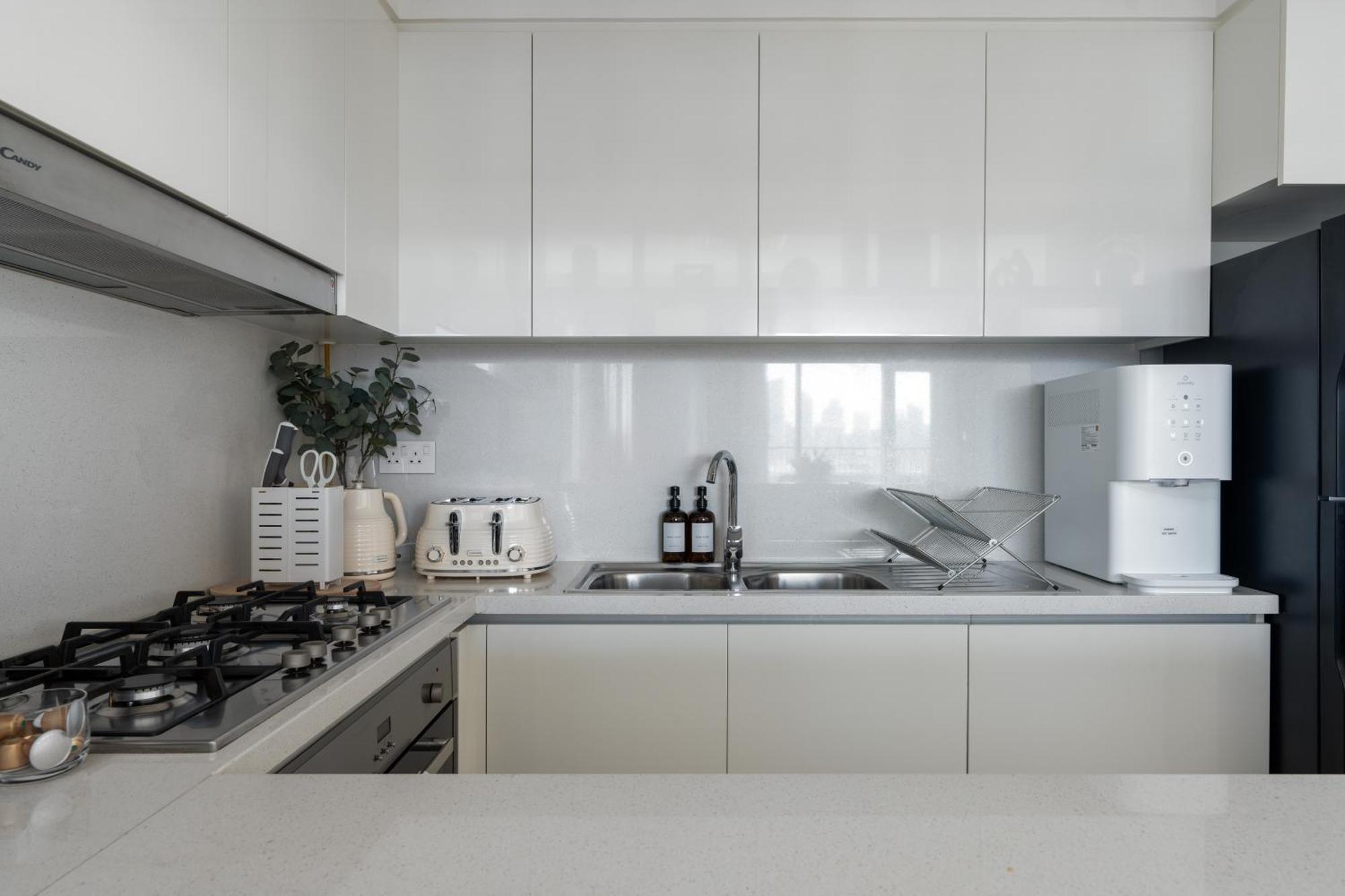 Apartment Stunning Luxury 4br Burj View 10 Mins To Mall