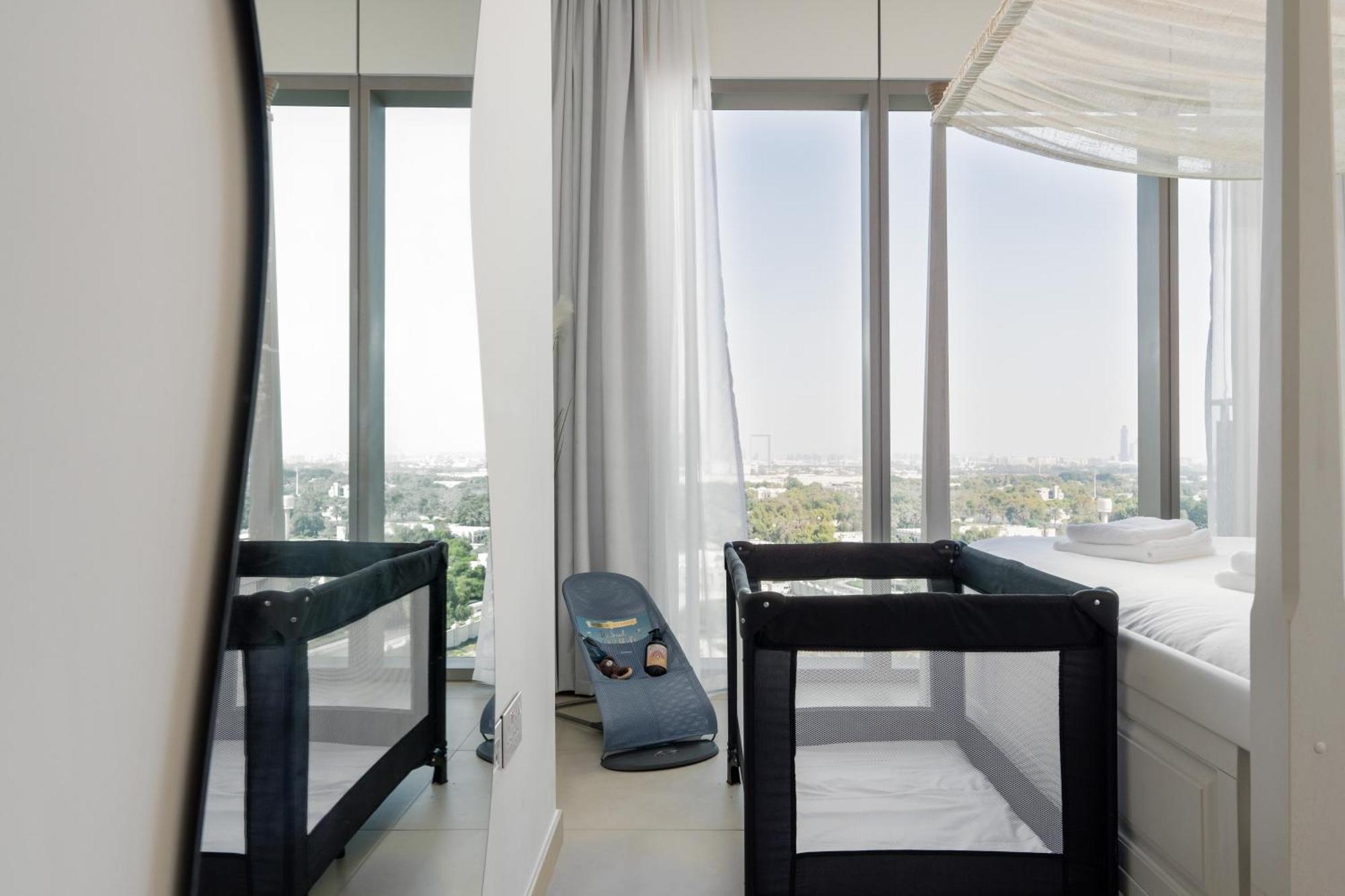 Apartment Stunning Luxury 4br Burj View 10 Mins To Mall