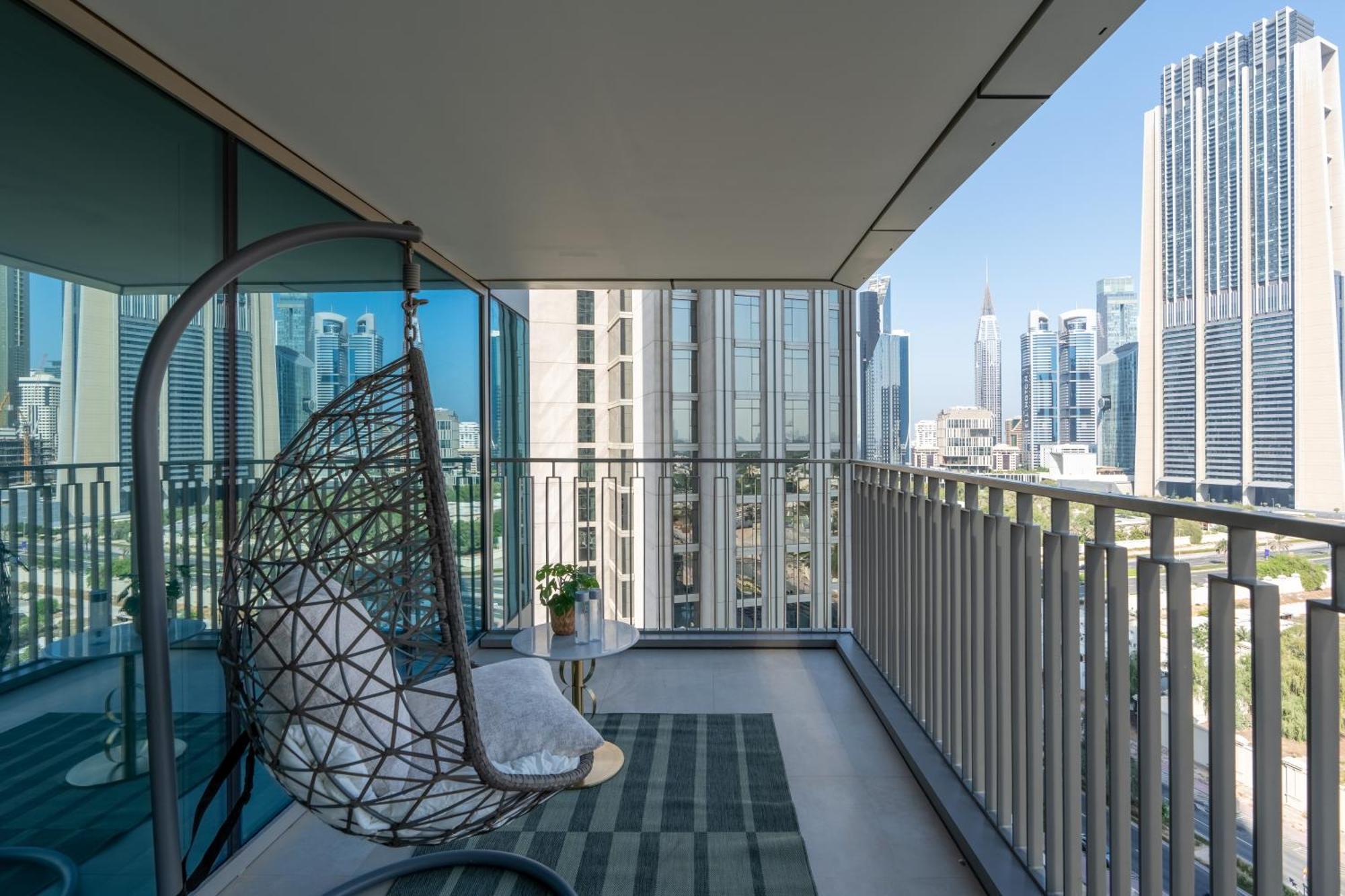 Apartment Stunning Luxury 4br Burj View 10 Mins To Mall *