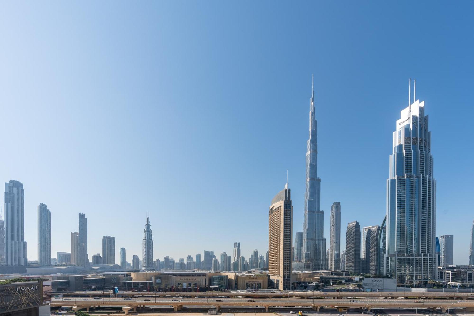 Apartment Stunning Luxury 4br Burj View 10 Mins To Mall *