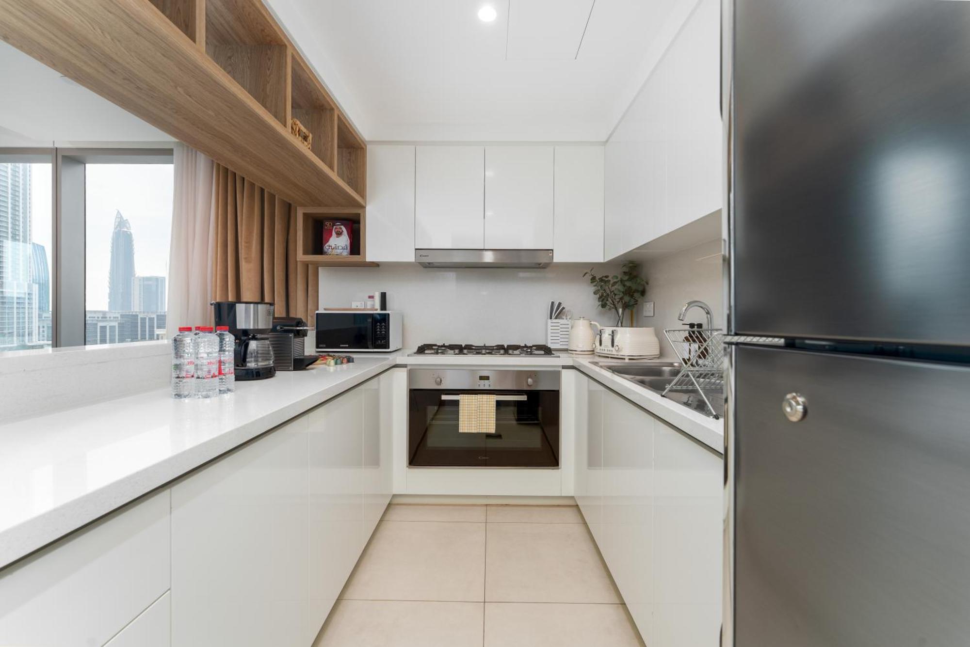 Apartment Stunning Luxury 4br Burj View 10 Mins To Mall Dubai